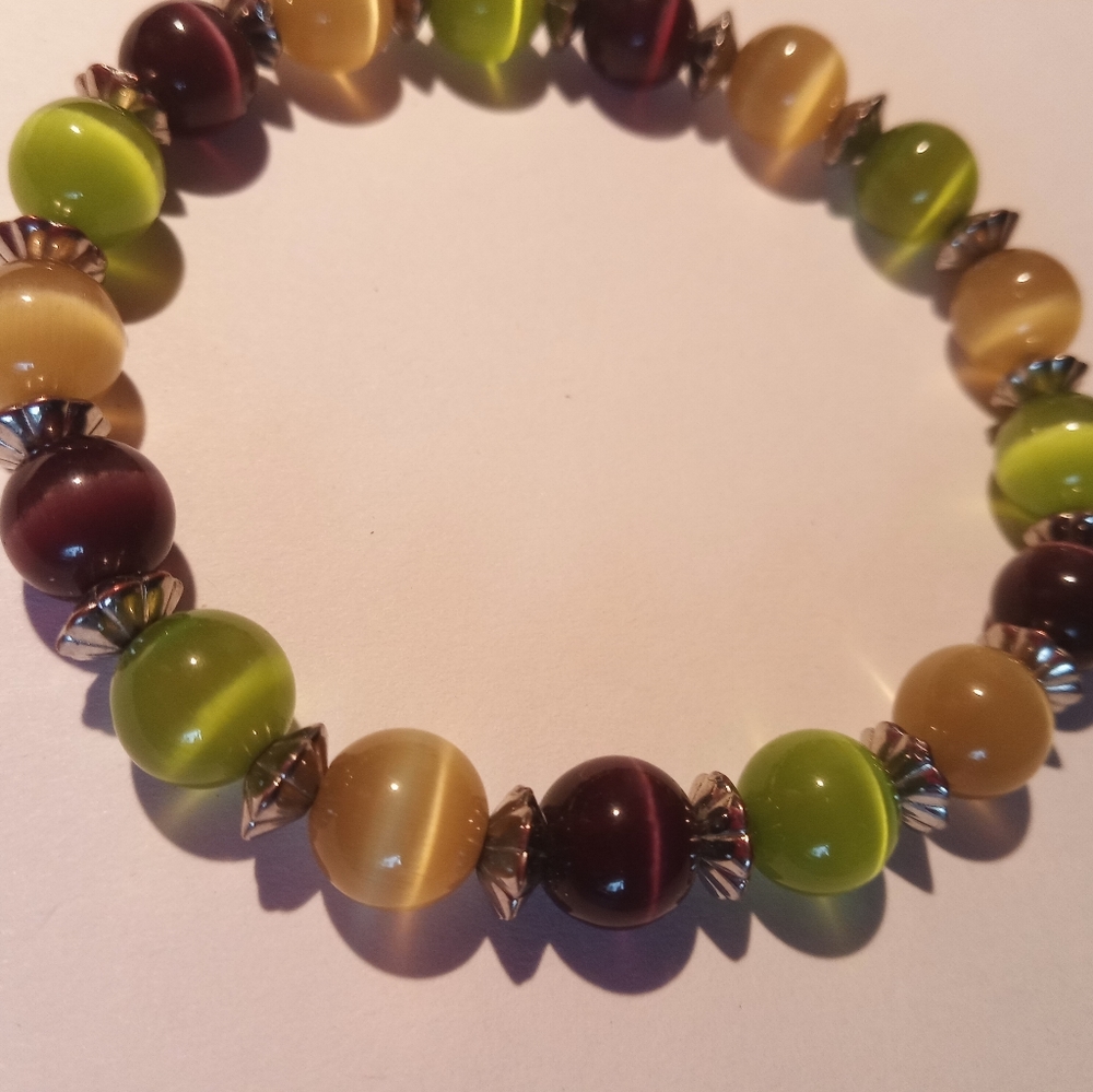 ✨5/$25✨Glowing Bracelet✨